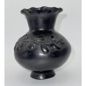 Black Decorative Ceramic Vase with Leaf Relief